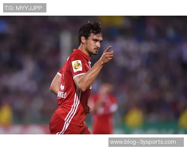 豪门足球风云中的胡梅尔斯传奇人生与职业生涯回顾